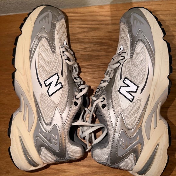 New Balance Lifestyle 725 - Picture 9 of 9